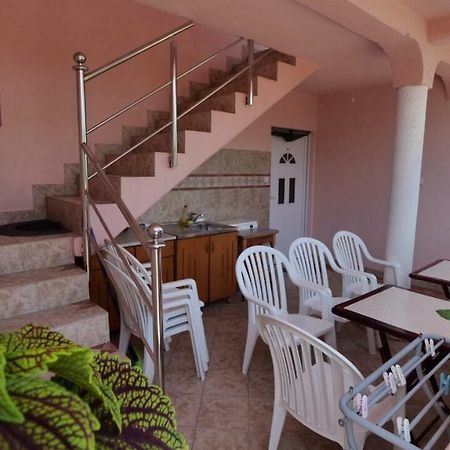 Familien Apartment Zeno Ulcinj Eksteriør bilde
