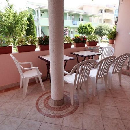 Familien Apartment Zeno Ulcinj Eksteriør bilde